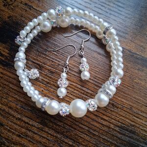 Pearl and Crystal Bead Bracelet & Earrings Set - White Pearls